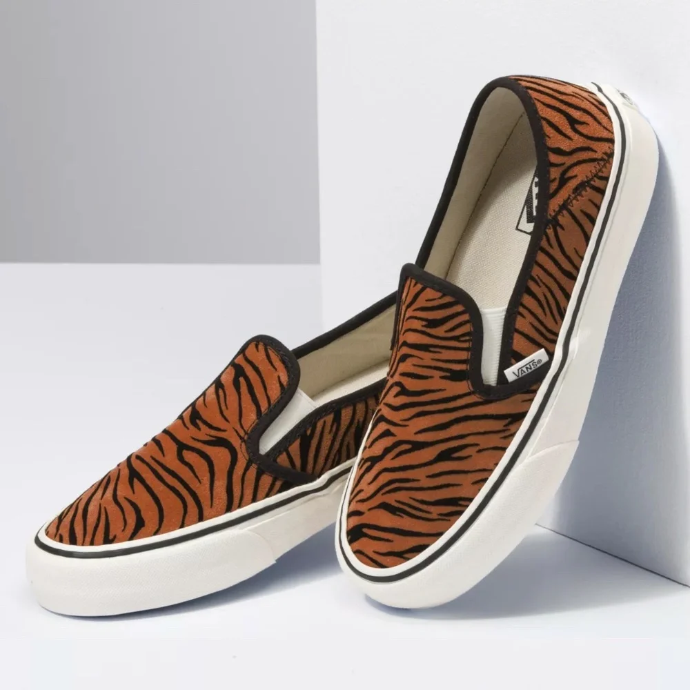 Vans ComfyCush Slip-On SF Tiger Stripe Animal Print Sneakers Size 9.5W / 8M